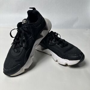Nike RYZ 365 II Sneakers Women 10 Black White Casual Lifestyle Shoes CU4874-001